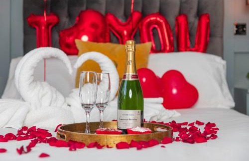 Kirkdale Hotel | Phoenix Hotel Liverpool
