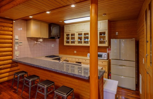 Izunokuni House | Phoenix