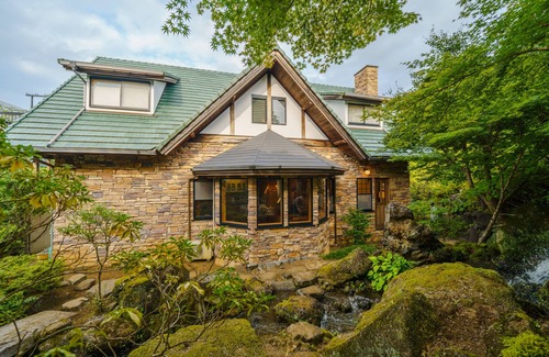 Izunokuni House | Phoenix