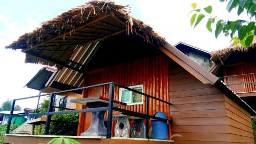Mae Rim Resort | Phu Fahsai Homestay
