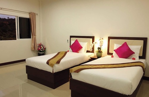 Ban Bo Han Hotel | Phuket Airport Villa