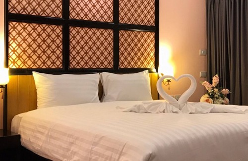 Talat Nuea Hotel | Phuket Chinoinn Hotel