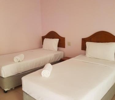 Khanom House | Phuphat Beach Resort