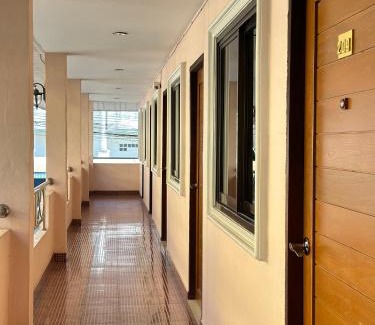 Nai Wiang Hotel | Phurafah Place Hotel โรงแรมภูระฟ้า เพลส