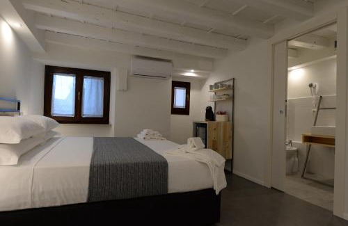Citta Antica House | Piano Tre