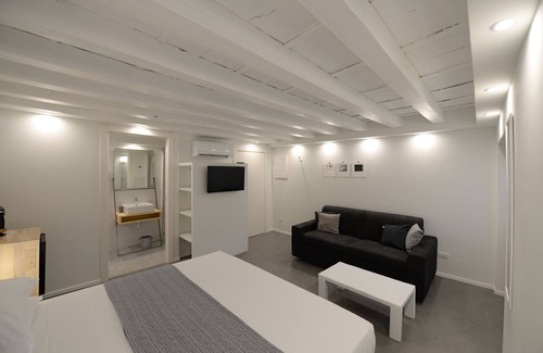 Citta Antica House | Piano Tre