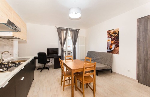 San Donato Apartment | Piazza Statuto Comfortable Apartment
