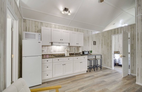 Picayune Cottage | Picayune Tiny Home Rental ~ 11 Mi to Space Center!