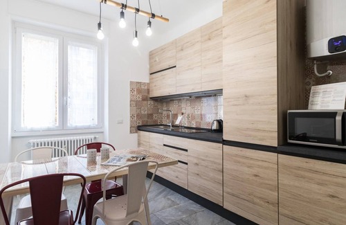 Porta Vittoria Apartment | Piceno 23 A