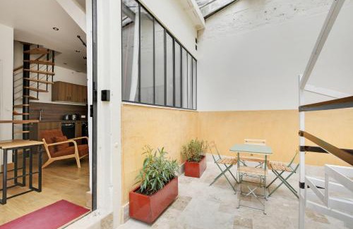 Quartier des Grandes-Carrieres Apartment | Pick A Flat's Apartments in Montmartre - Rue des Cottages