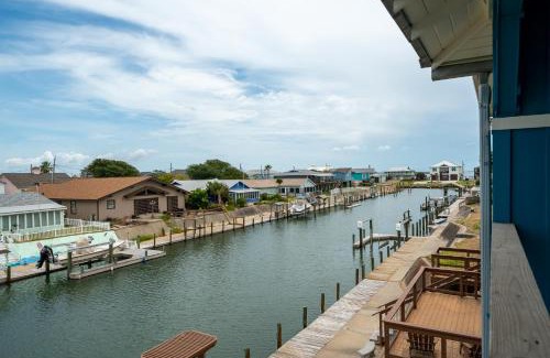 Palm Harbor House | Pickled Pirate
