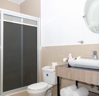 Belize City Hotel | Pickwick Park View Hotel