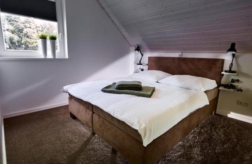 Nordhorn House | Pier 85 - tolles Ferienhaus für bis zu 4 Personen mit Kaminofen und Sauna - Haustiere herzlich willkommen