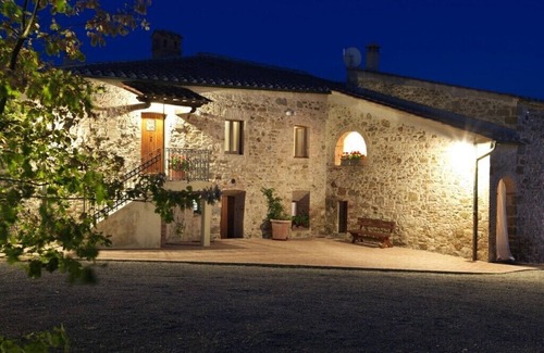 Casole d'Elsa Apartment | Piettorri Ginestra In Casole d'elsa, Tuscany