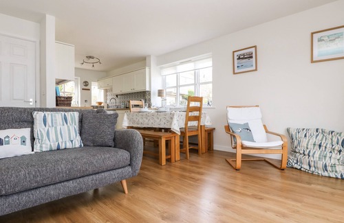 Sennen Cove Cottage | PILCHARD COTTAGE, pet friendly, with a garden in Sennen Cove