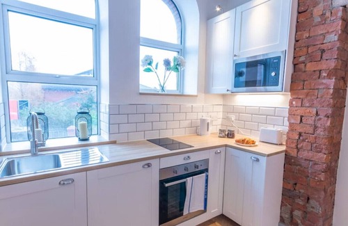 Salford Apartment | Pillo Rooms Serviced Apartments- Salford