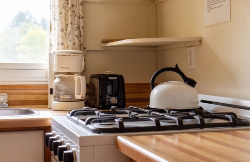 Gravenhurst Cottage | Pine Lake: 2-Bedroom Cottage #5 "Lodgepole Pine"