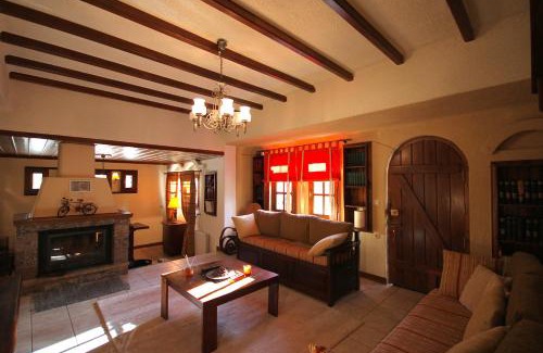 Arachova Apartment | Pine Lodge by Ski Alure