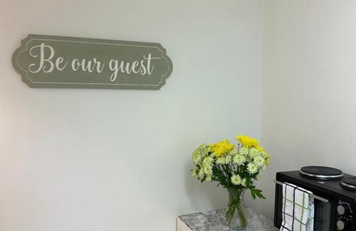 Colchester Apartment | Pine Lodge near Colchester and Beaches