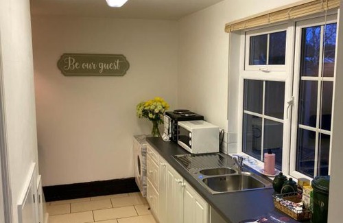 Colchester Apartment | Pine Lodge near Colchester and Beaches