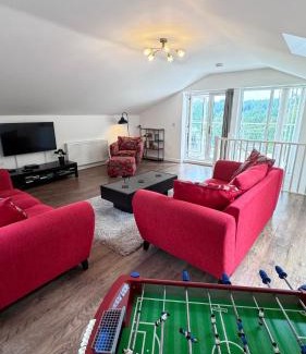 Umberleigh House | Pine Lodge - Two Bedrooms, High Bickington close to Umberleigh , Barnstaple , Bideford