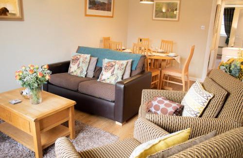 Aviemore House | Pine Marten Cottage - Aviemore