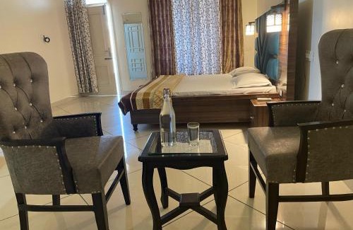 Amritsar Apartment | Pine Wood Apartment