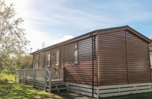 Morpeth House | Pinecone Lodge - No 9