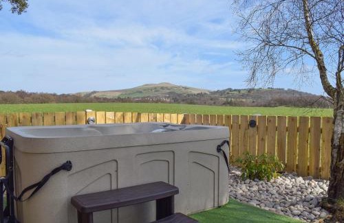 Dunfermline House | Pinewood Cabin
