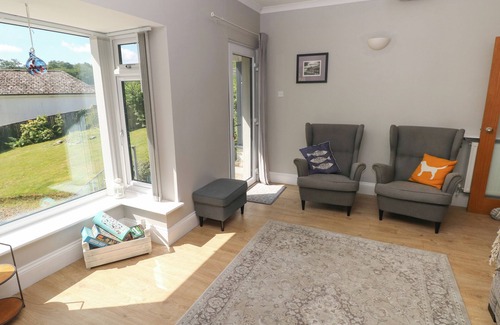 Saundersfoot Cottage | Pinewood