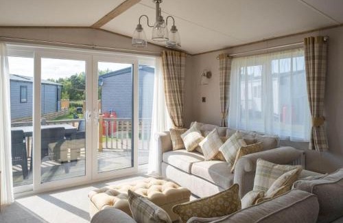 Wells-next-the-Sea Cabin | Pinewoods Beach Luxe no.1 – no dogs