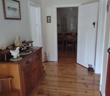 Currency Creek House | Pink Gums Farmstay