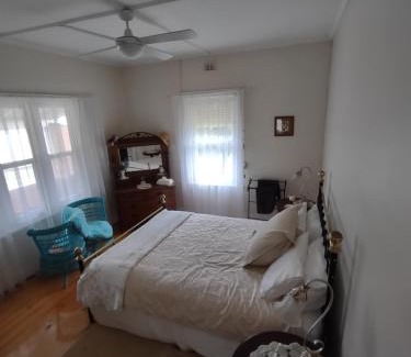 Currency Creek House | Pink Gums Farmstay