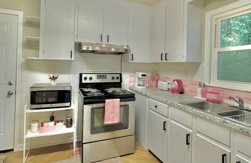 Paw Creek House | Pink House