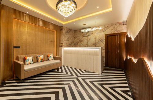 Shavri Colony Hotel | PINNACLE Udaipur - Boutique Rooftop Pool Hotel, Near the Lakes