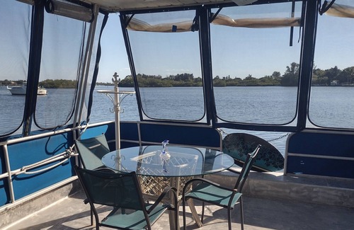 Nokomis Boat Rental | PIRATES TREASURE