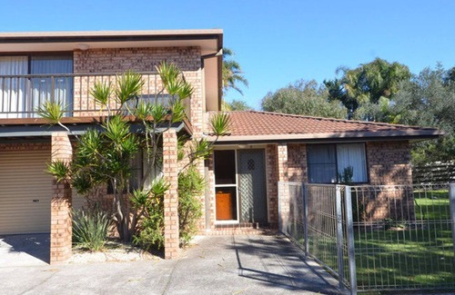 Dunbogan House | Pisces - townhouse in a peaceful cul de sac