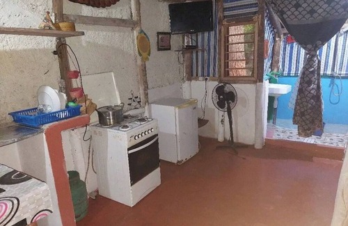 Ambaro House | Piscine bimoko