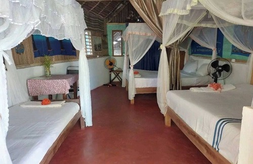 Ambaro House | Piscine bimoko