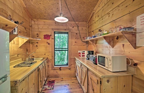 Barnardsville Cabin | Pisgah Forest 'The Oak' Cabin w/Deck by Creek