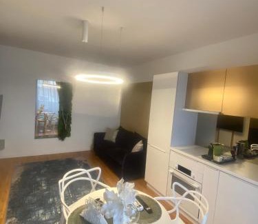 Pitesti Apartment | Pitesti Sunset View