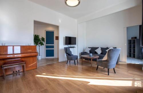 Opera Apartment | Place au Manege