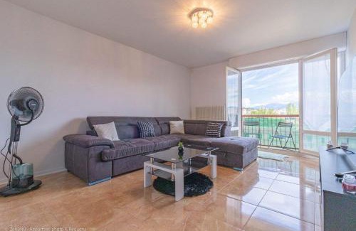 Annemasse Apartment | Place privée/Le Marbré/Moderne/60m2