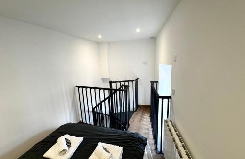 Vienne Apartment | Place SAINT PAUL triplex 19m2