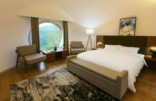 Anji Hotel | Planet Zero Retreat