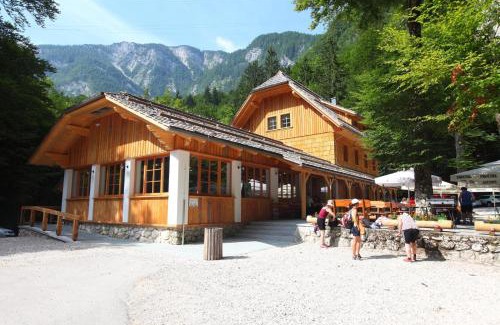 Ukanc Cabin | Planinski dom Savica