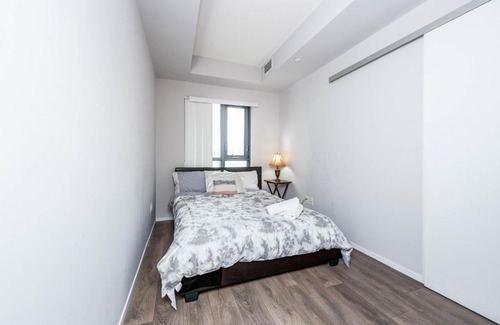 Downtown Toronto Apartment | PlanURstay - Stylish Suite