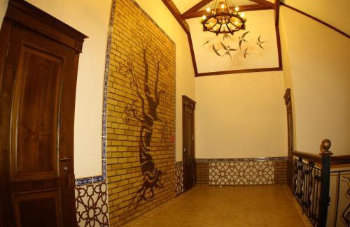 Samarkand Hotel | Platan