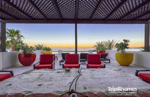 La Paz Apartment | Playa de La Paz 1 Br Luxury Condo & access to Beach Club