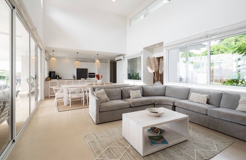 Brasilito Ski Chalet | Playa Flamingo – stunning 5BR Ocean view Casa Ayla - with infinity pool